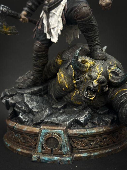 Statueta Kratos vs. Brenna Dauði – God of War 24 cm