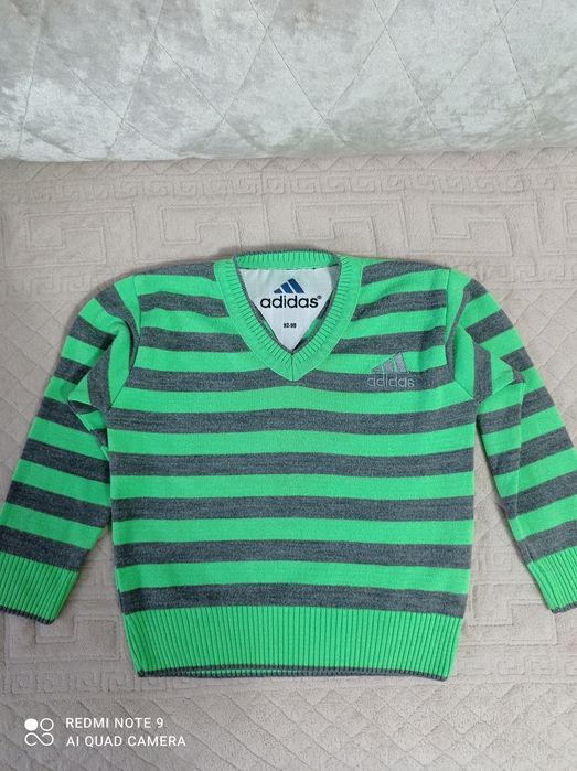 Продам для мальчиков джемпера