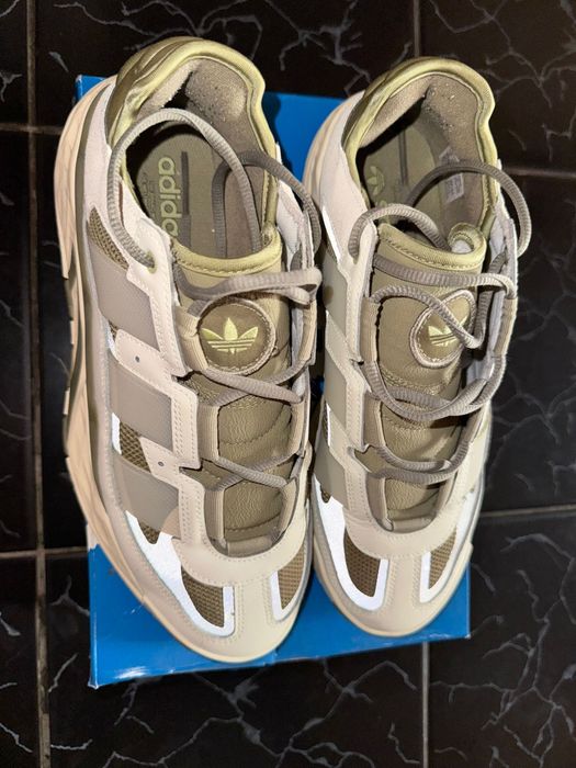 Adidași Adidas mărimea 42,5