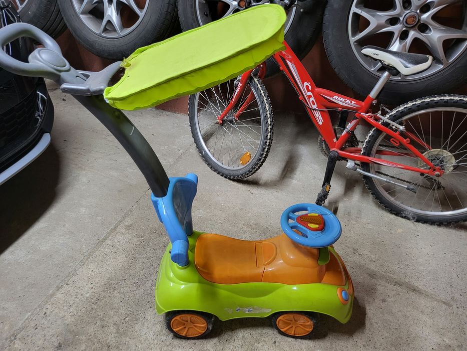 Детска кола за бутане с крачета