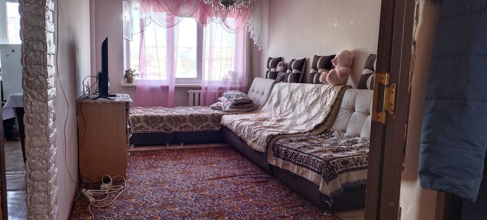 Продам двух комнотную квартиру