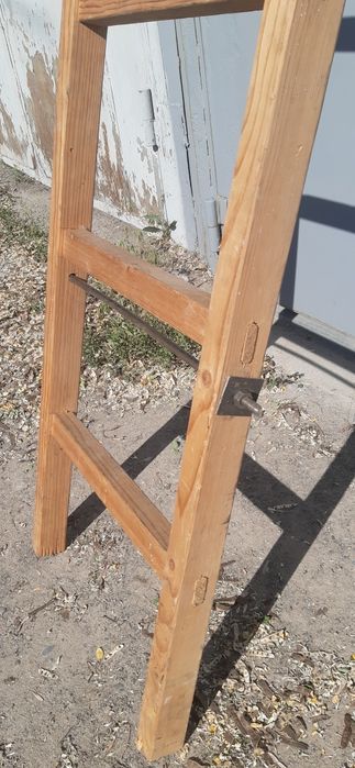 Продаю лестницу в хорошем состоянии
