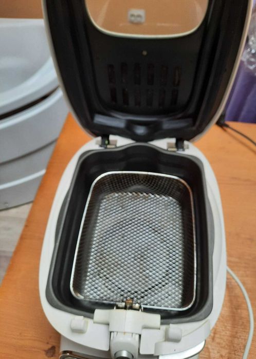 Friteuza Moulinex Super Uno F51-R cu un mic defect