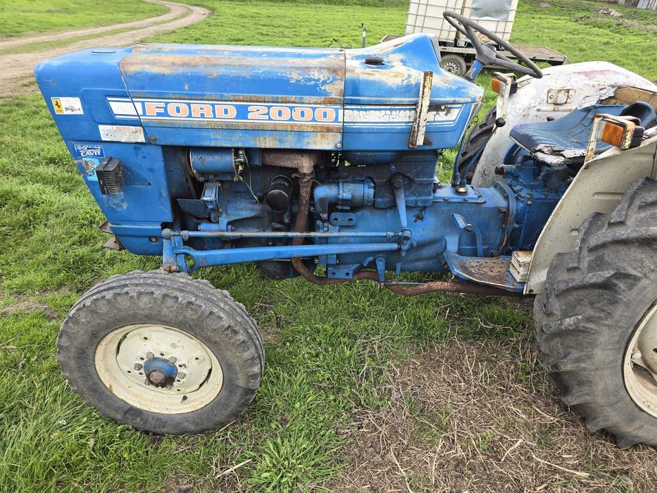 Tractor Ford 2000 si cositoare Lisicki
