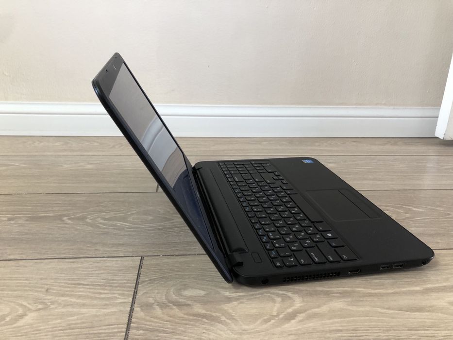 Ноутбук Dell продам
