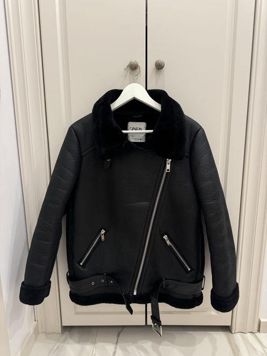 Изкуствено кожено палто Zara размер М