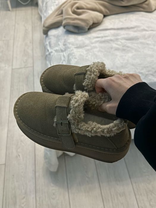 Женские зимние угги