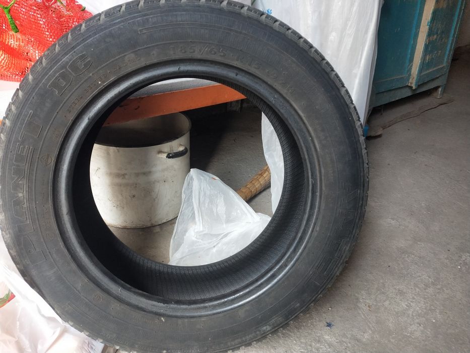 Шины бу 185/65  R 1592H