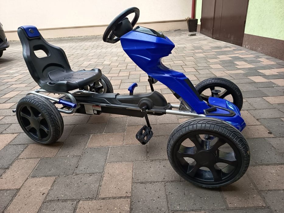 Kart cu pedale nou