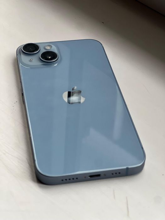 Iphone 14 128 gb 77%емкость батарей