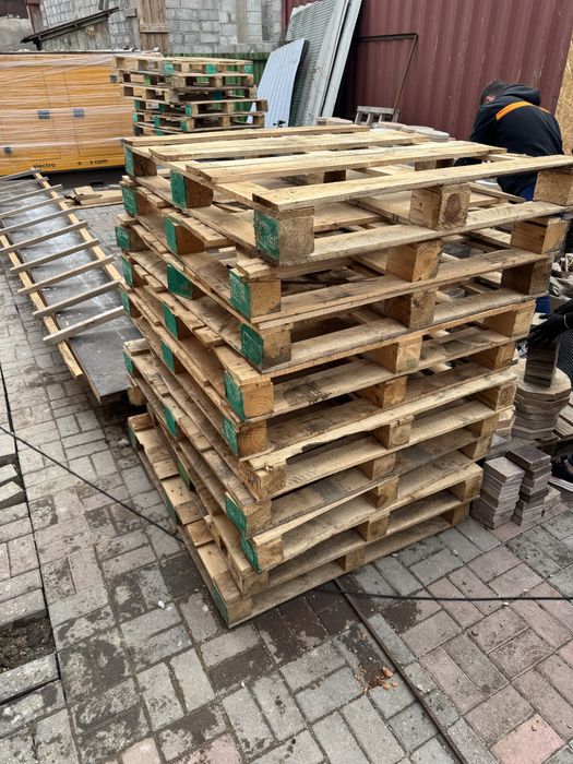 Поддоны деревянные, паллеты
