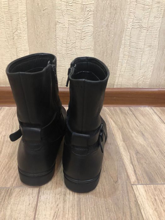 Демисезонные сапоги