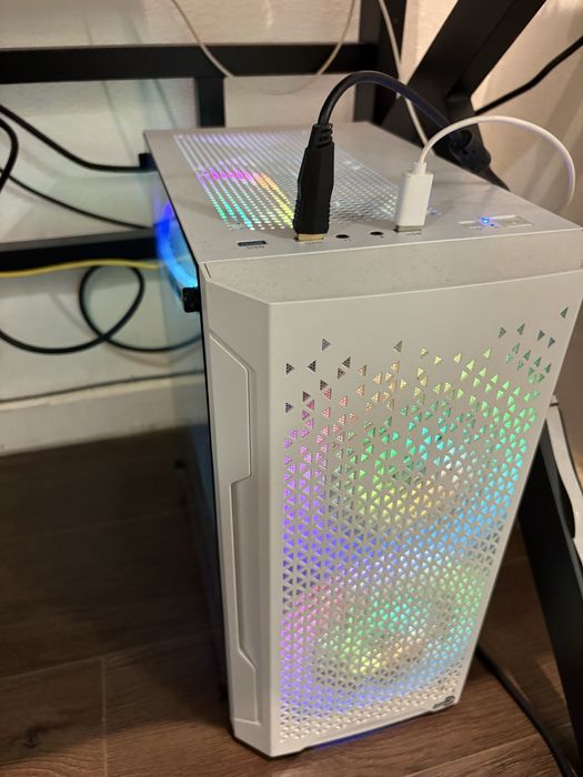 Pc+monitor,masă gaming,etc