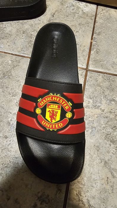Papuci Adidas marimea 44  1/2