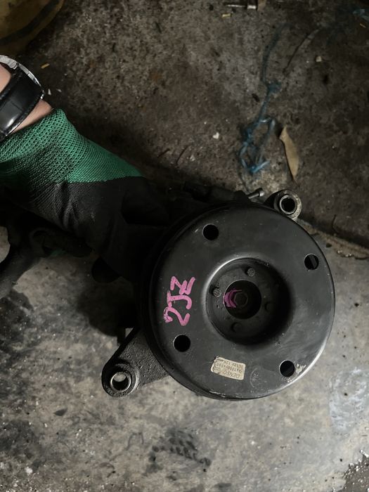 Продам компрессор кондиционера.2jz ge