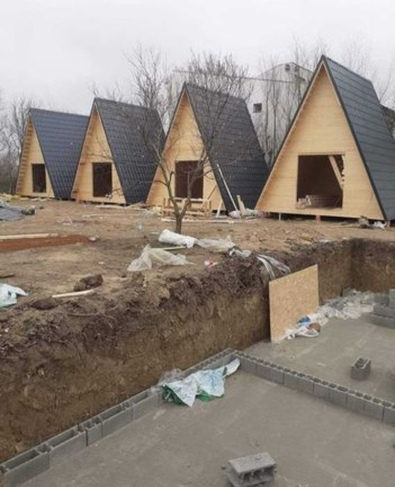 Vând cabane tip A de vânzare