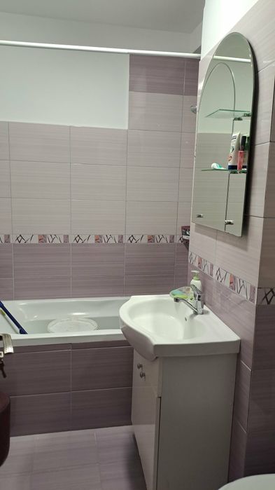 Închiriez apartament cu o cameră Canta