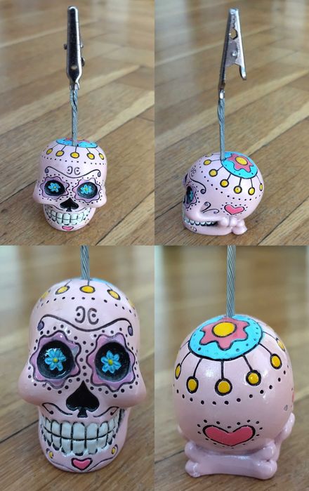 Книгоразделител,ключодържател и поставка с щипка за бележки