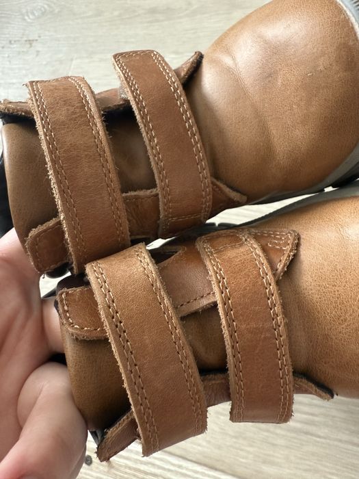 Продам демисезонные ботинки