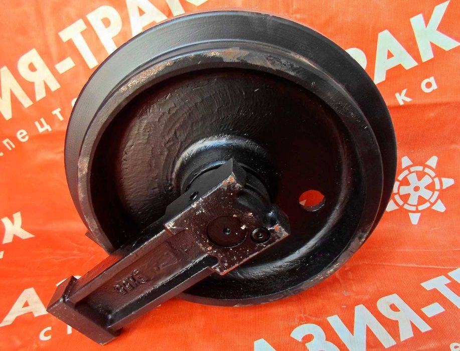 Переднее колесо (ленивец) для экскаватора Hitachi