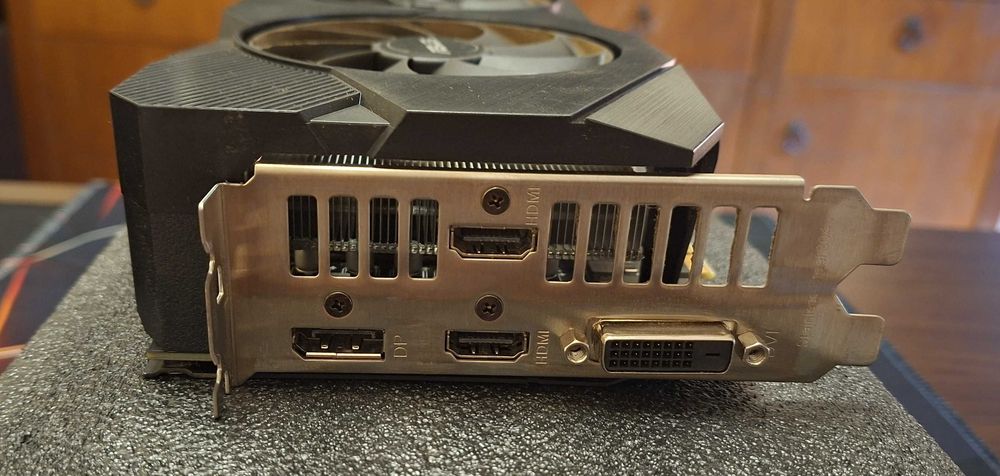 Placa video ASUS GeForce RTX 2060 DUAL EVO O6G 6GB GDDR6 192-bit