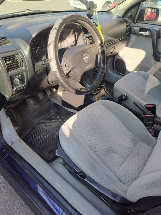 Se vinde opel astra g