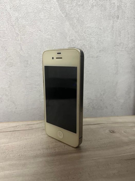 Айфон 4s продажа/обмен