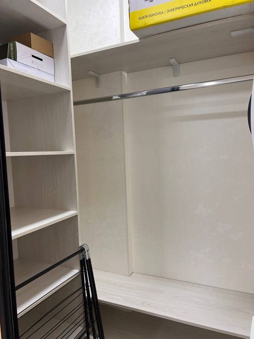 Прод-ся 2х ком кв-ра студия, ЖК NRG Mirzo Ulugbek, ор-р:Буз базар,42м²