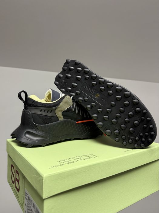 OFF-White Odsy 1000 Black