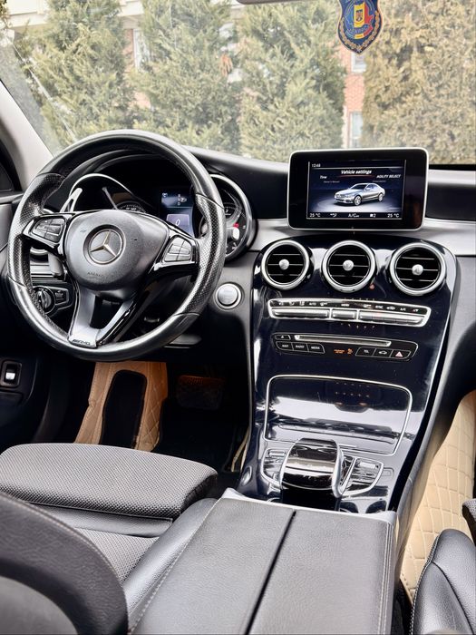 Mercedes-Benz C-Class c220