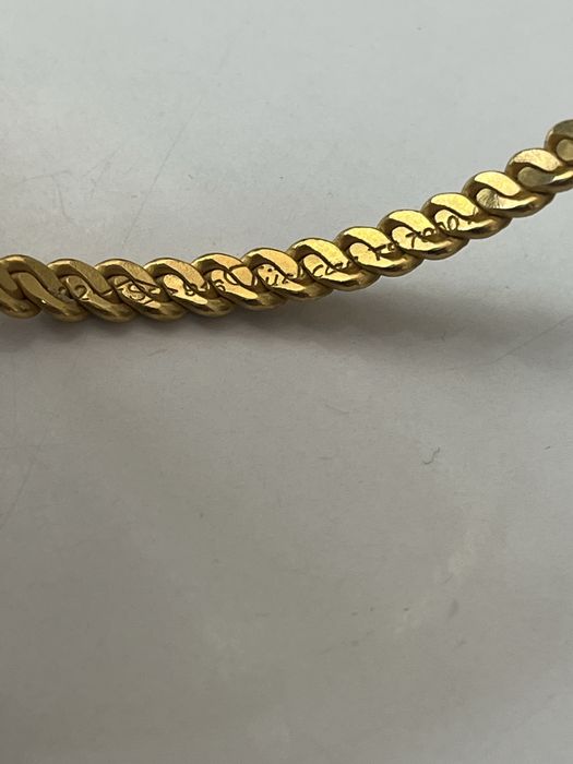 Златна гривна 22 карата