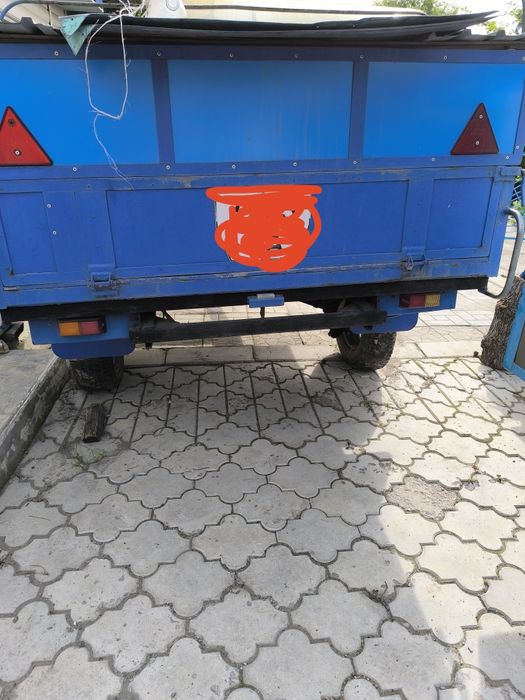 Продам автомобильный прицеп усиленный.