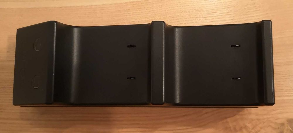 Statie de andocare-incarcare Venom pentru controlerele Xbox