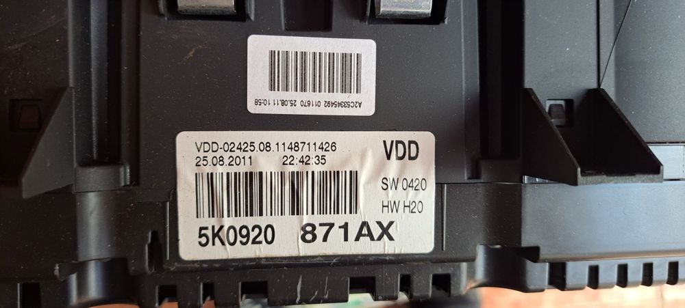Ceasuri bord VW Golf 6 diesel  maxidot in km auto cu volan normal