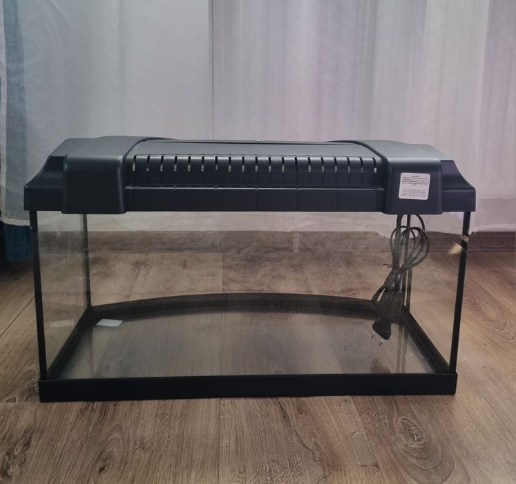 Acvariu Panoramic (Curb) Diversa 54L (60x30x30 cm) + Capac cu LED