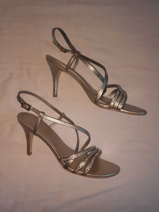 Женская обувь  басаножки  летние .