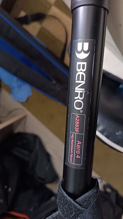 Штатив Benro Aero 4