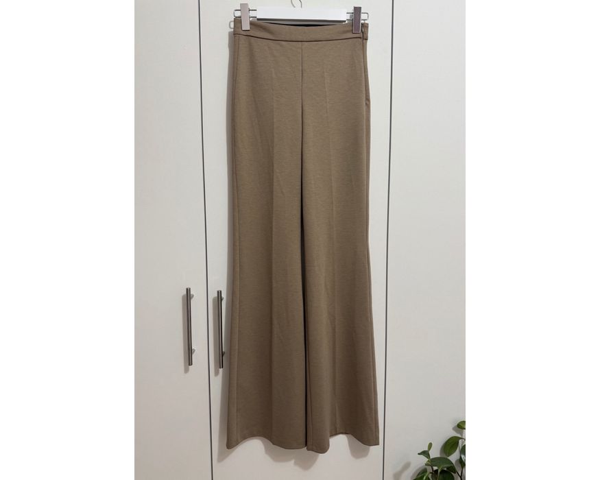 Pantaloni evazati cu talie inalta bej maro Zara marimea S