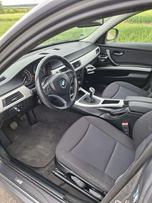 BMW 320 E90 Euro 5 184 Cp Navigatie Bixenon 2010