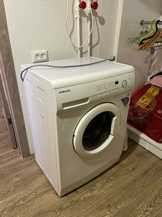 Продам стиральную машину