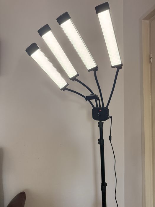 Lampa led 4 brate