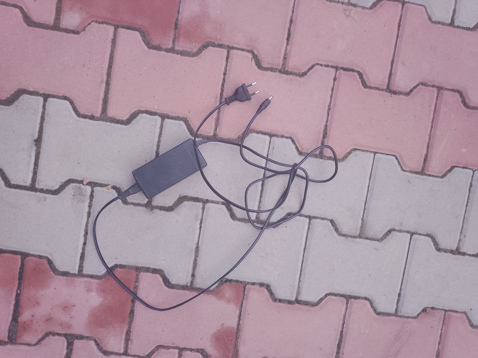 Vând trotinetă electrică urgent