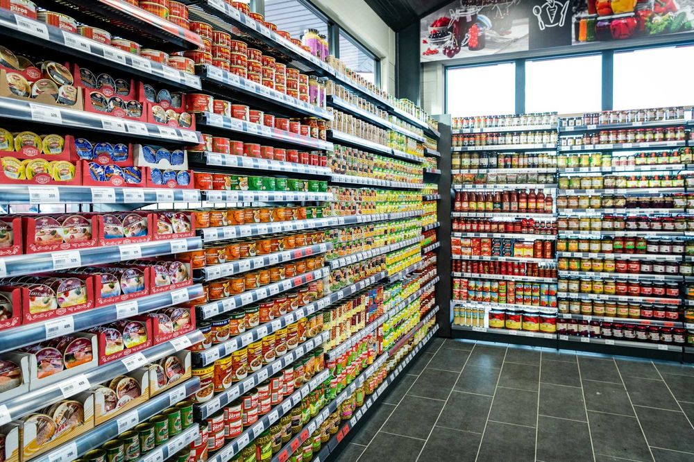 Rafturi magazin PREMIUM , Rafturi paine , fructe si legume , panificatie SHOWROOM Craiova