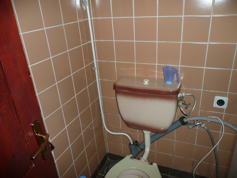 Продава се Къща в Перник, Байкушева махала - 380 кв.м за 470 €/кв.м - Снимка #15