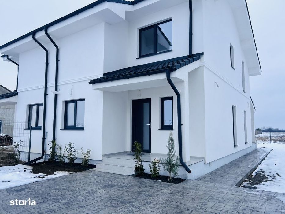 Duplex 3 camere, P+E, 91 mp utili, 250mp teren - Mosnita Veche