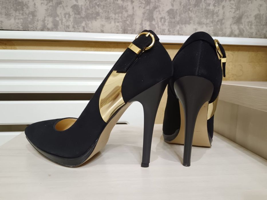 Итальянские женские туфли 38 размера