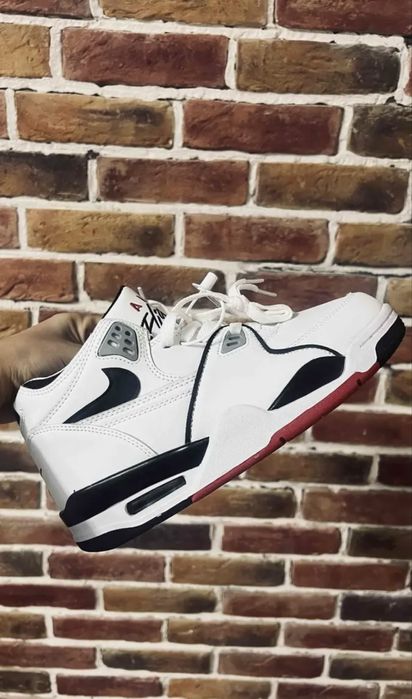 Продам кроссовки мужские