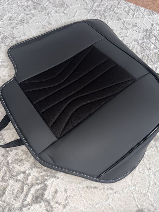 Продам чехол на авто