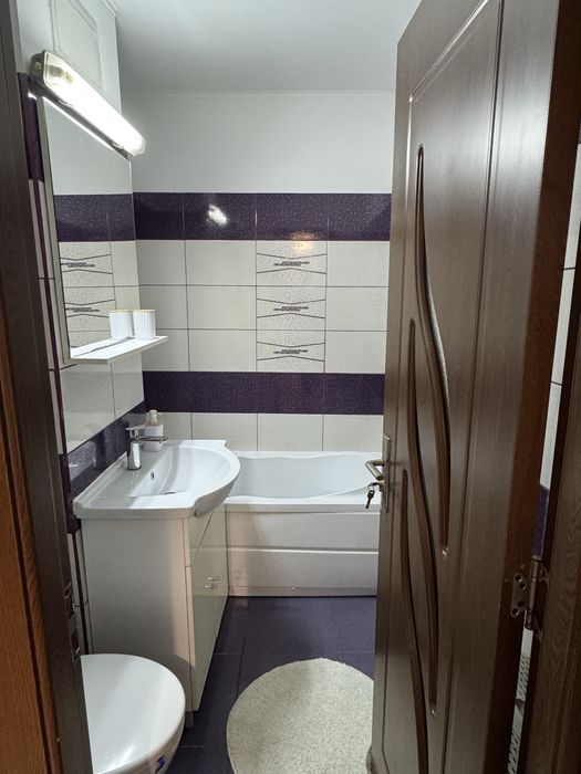 Proprietar inchiriez Garsoniera cu centrala proprie la 6 min de Metrou Gorjului, parc, parcare — fotografia 3