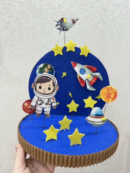 Поделка Космос в школу «12 апреля»